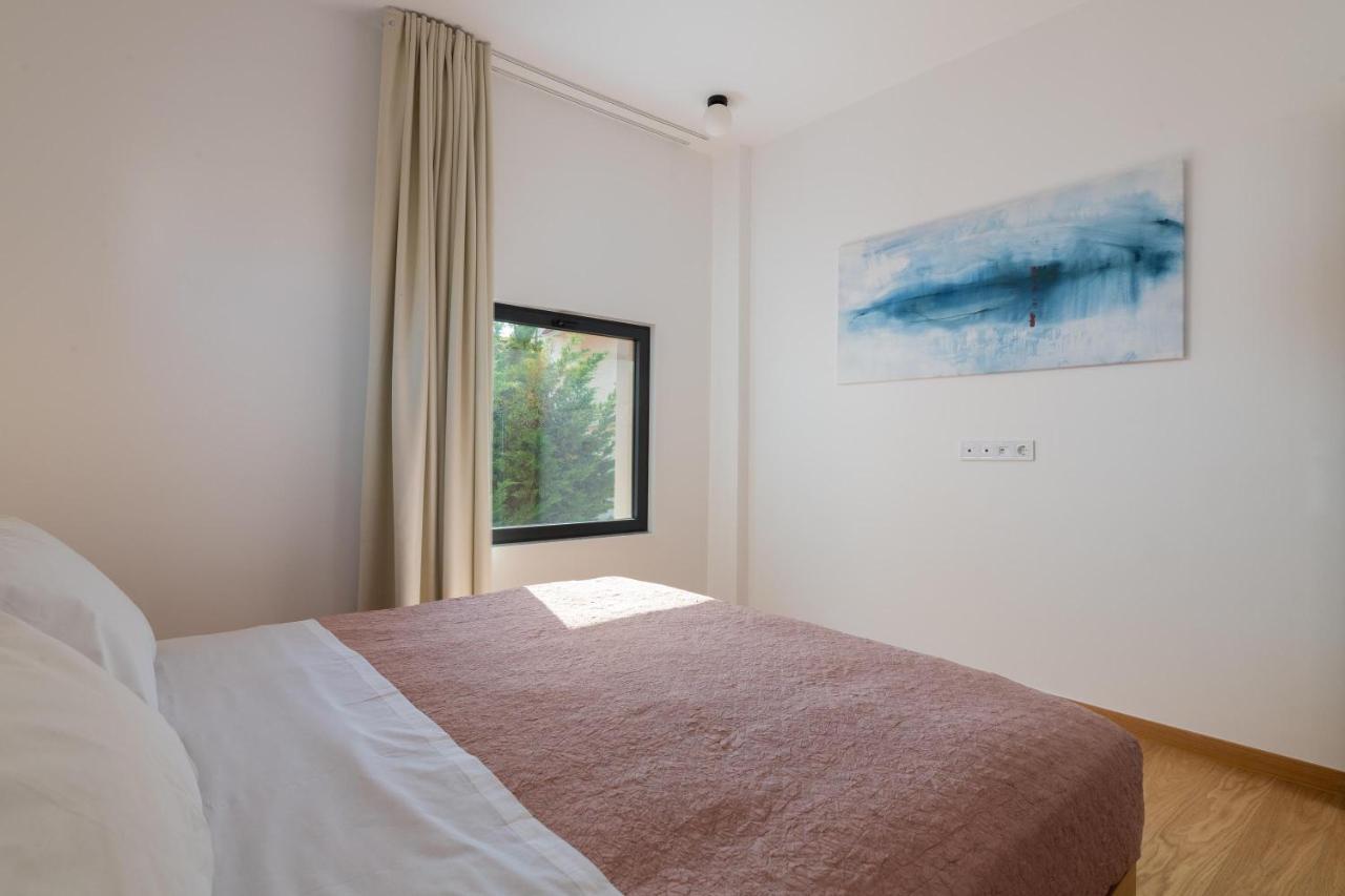 Nisi Living Concept Villa Ialysos  Exteriör bild