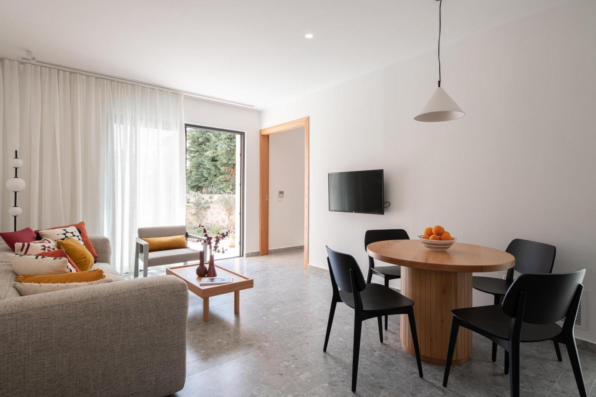 Nisi Living Concept Villa Ialysos  Rum bild